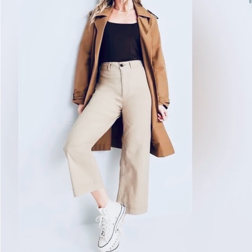 Old Navy Size 8 Crème De La Crème High Waist Wide Leg Chino Pants Cotton/Spandex